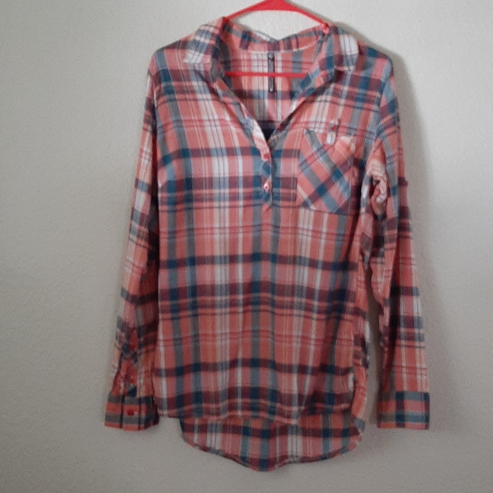 Kuhl Womens Medium Shirt
